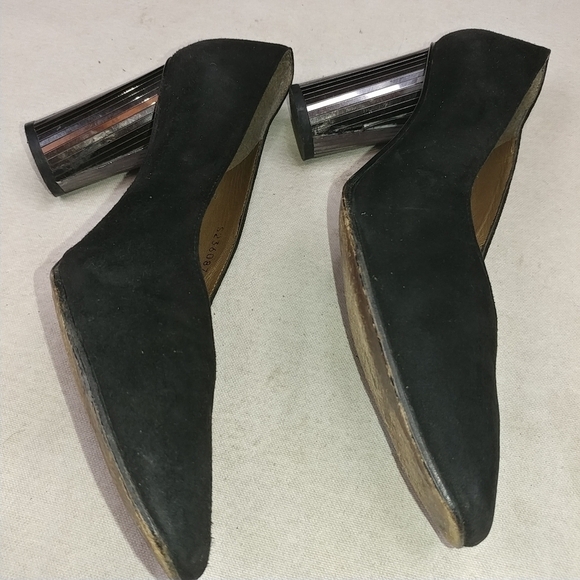 Women’s Stuart Weitzman Black Suede Mirrored Cylin - Picture 4 of 7